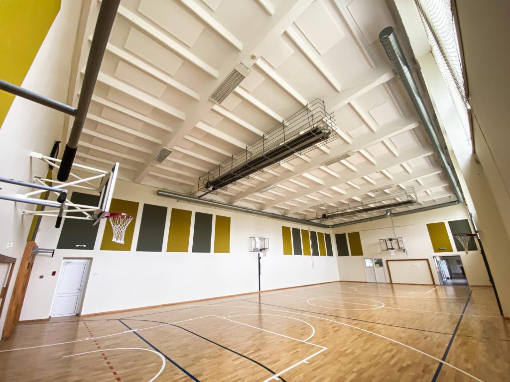 Patalpų akustikos gerinimas – komfortiškesnė aplinka mokymuisi, sportui ir darbui gallery 3